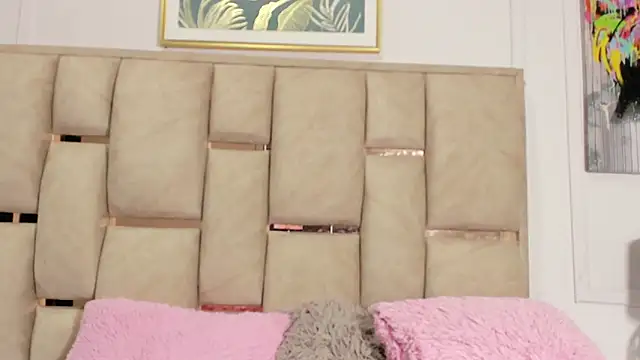 Snapshot of natalyclauss_ chatting on March 2025 12:08:01 AM natalyclauss online show from March 2025 12:08:01 AM