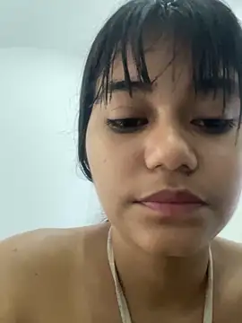 Snapshot of natalyclauss_ chatting on March 2025 08:38:02 PM natalyclauss online show from March 2025 08:38:02 PM