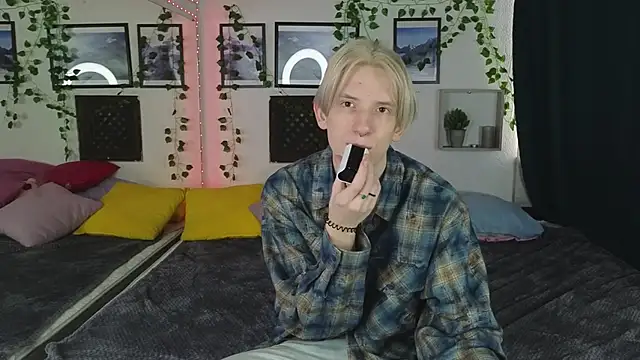 Ron Vils online show from March 2025 03:03:02 AM