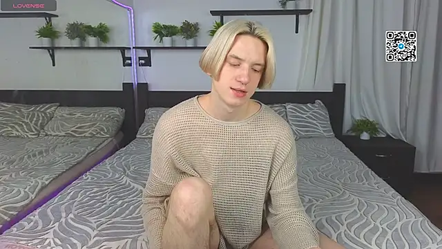 Snapshot of Ron_Vils chatting on November 2025 04:23:02 PM Ron Vils online show from November 2025 04:23:02 PM