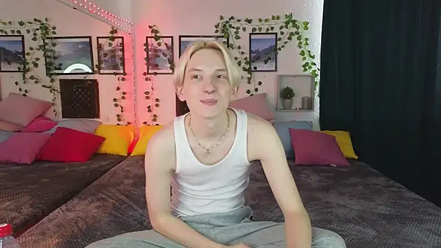 Ron Vils online show from March 2025 07:58:01 AM