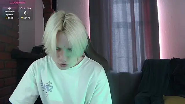Ron Vils online show from March 2025 05:42:02 AM