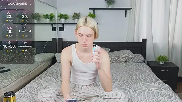 Snapshot of Ron_Vils chatting on October 2025 06:14:02 AM Ron Vils online show from October 2025 06:14:02 AM