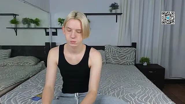 Snapshot of Ron_Vils chatting on November 2025 07:55:01 AM Ron Vils online show from November 2025 07:55:01 AM