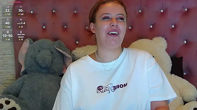 SophiaStarr online show from November 2025 07:47:01 PM