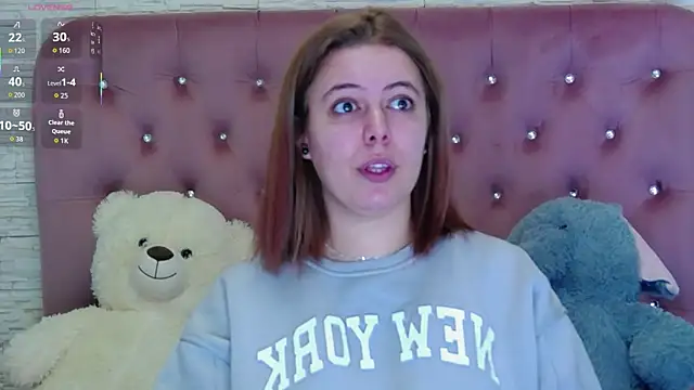 SophiaStarr online show from December 2025 08:46:01 PM