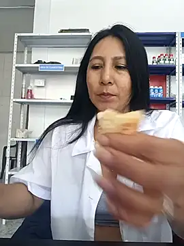 Snapshot of Megan_jennerr chatting on November 2025 02:43:02 PM Megan jennerr online show from November 2025 02:43:02 PM