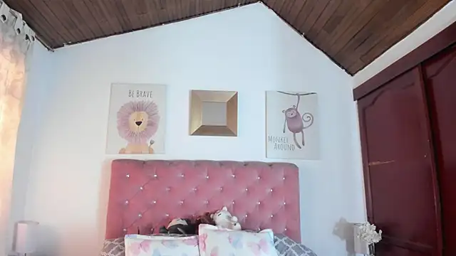 CelessteRedds online show from October 2025 02:51:02 PM