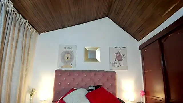 CelessteRedds online show from April 2026 11:33:01 AM