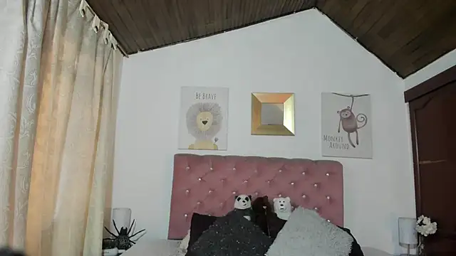 CelessteRedds online show from November 2025 11:14:01 AM