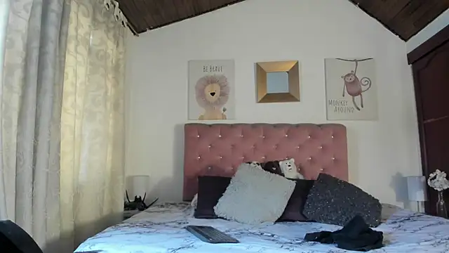 CelessteRedds online show from November 2025 11:32:01 AM