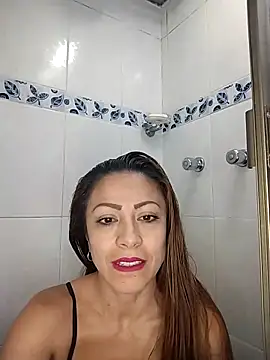 Snapshot of Venus-Wood chatting on March 2025 09:26:02 PM Venus-Wood online show from March 2025 09:26:02 PM