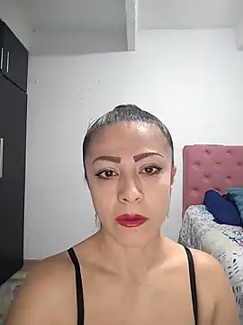 Venus-Wood online show from February 2026 03:28:01 PM