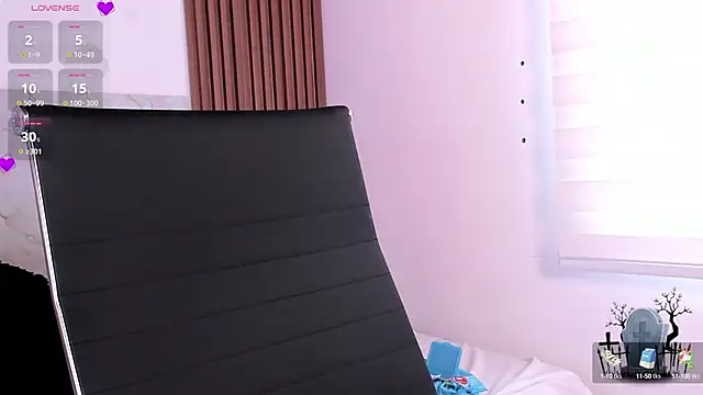 Snapshot of Alice_noir chatting on March 2025 04:39:02 PM Alice noir online show from March 2025 04:39:02 PM