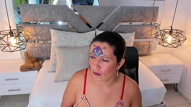 Snapshot of Slut_Milf_ chatting on July 2026 04:28:02 PM Slut Milf online show from July 2026 04:28:02 PM