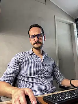 Superdad online show from December 2024 05:49:01 PM