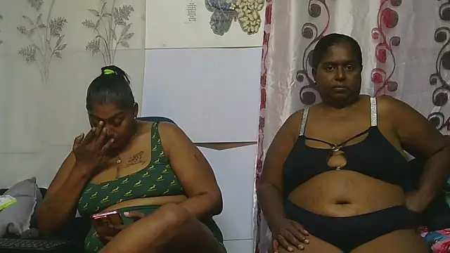 Snapshot of indiansuga chatting on November 2025 06:47:01 AM indiansuga online show from November 2025 06:47:01 AM