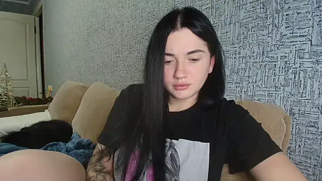 Snapshot of Liana_diva chatting on January 2026 07:17:01 PM Liana diva online show from January 2026 07:17:01 PM