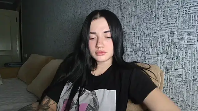 Snapshot of Liana_diva chatting on January 2026 08:12:02 PM Liana diva online show from January 2026 08:12:02 PM