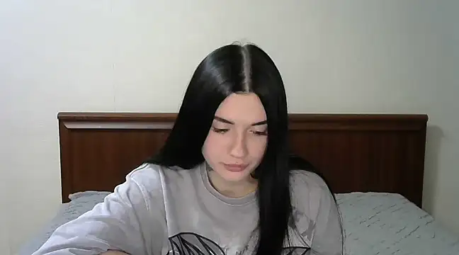 Snapshot of Liana_diva chatting on March 2025 08:41:02 PM Liana diva online show from March 2025 08:41:02 PM