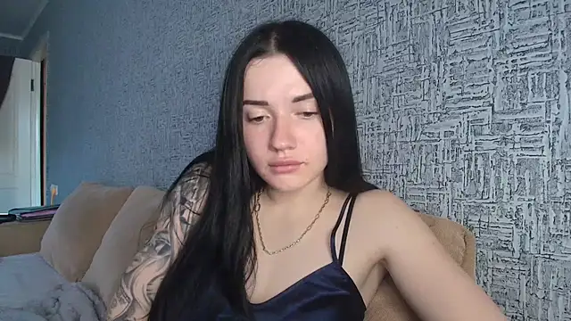 Liana diva online show from March 2026 01:23:02 PM