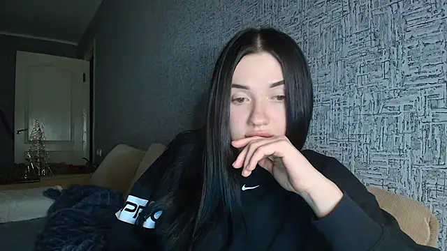 Snapshot of Liana_diva chatting on January 2026 06:04:02 PM Liana diva online show from January 2026 06:04:02 PM