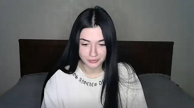 Snapshot of Liana_diva chatting on February 2025 10:40:01 PM Liana diva online show from February 2025 10:40:01 PM