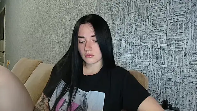 Liana diva online show from April 2026 04:46:01 PM