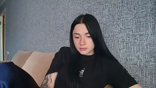 Liana diva online show from May 2026 01:58:02 PM