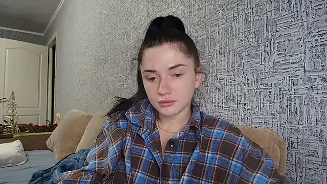 Snapshot of Liana_diva chatting on January 2026 03:17:02 PM Liana diva online show from January 2026 03:17:02 PM