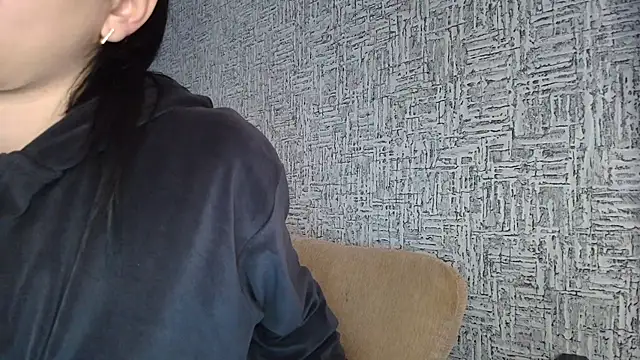 Liana diva online show from April 2026 10:39:02 AM