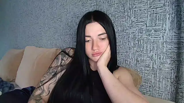 Liana diva online show from May 2026 01:49:02 PM