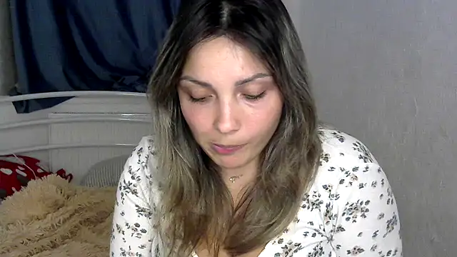 Snapshot of Iskor_ka chatting on November 2025 09:18:01 PM Iskor ka online show from November 2025 09:18:01 PM