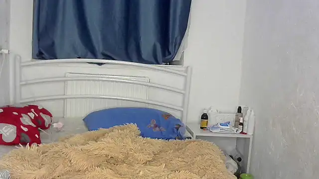 Snapshot of Iskor_ka chatting on November 2025 07:06:01 PM Iskor ka online show from November 2025 07:06:01 PM