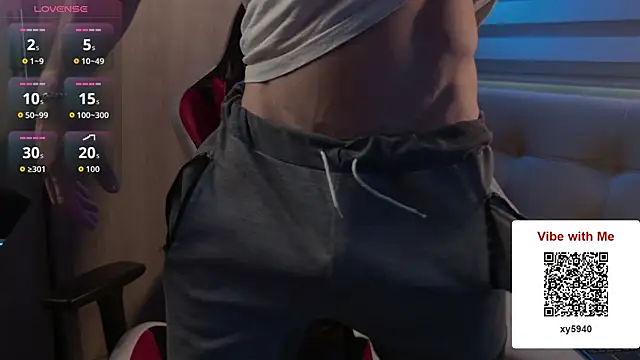 AxelFairchaild online show from April 2026 12:51:02 PM