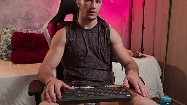 AxelFairchaild online show from March 2026 01:30:02 PM