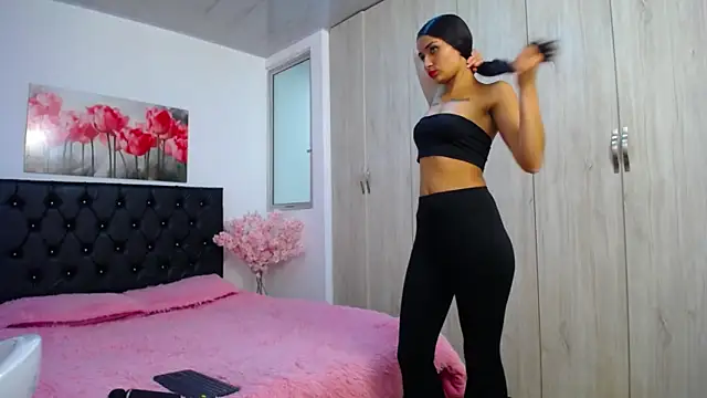 conni f00x online show from December 2025 07:31:01 PM