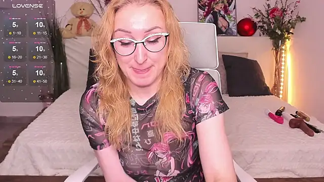 Snapshot of MadissonKiss chatting on October 2025 02:10:01 AM MadissonKiss online show from October 2025 02:10:01 AM