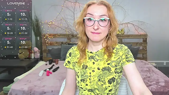 Snapshot of MadissonKiss chatting on March 2025 05:23:02 AM MadissonKiss online show from March 2025 05:23:02 AM