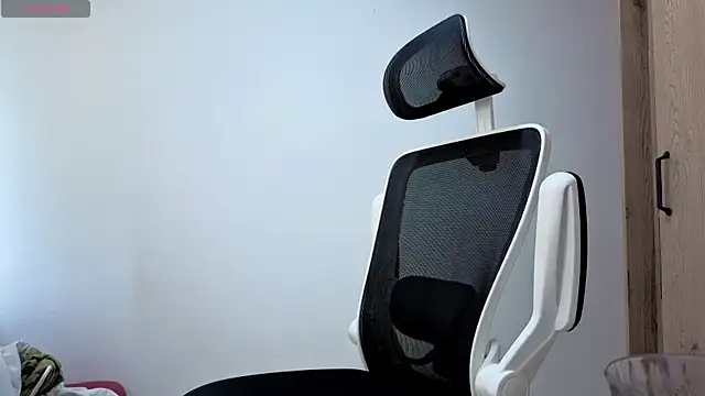 Snapshot of Cristopher23_ chatting on November 2025 12:31:02 PM Cristopher23 online show from November 2025 12:31:02 PM