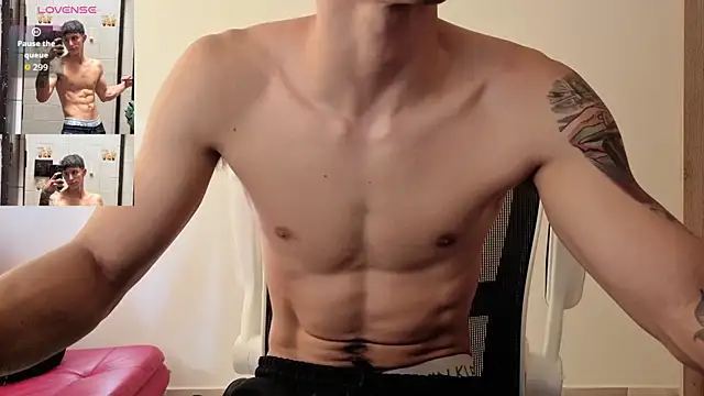 Snapshot of Cristopher23_ chatting on December 2025 01:34:02 PM Cristopher23 online show from December 2025 01:34:02 PM