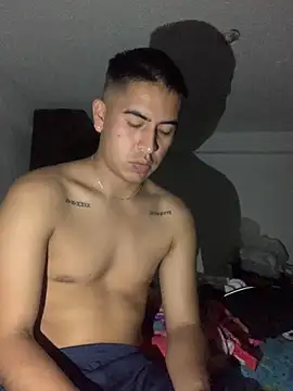 roguer darkk online show from March 2025 05:43:02 AM