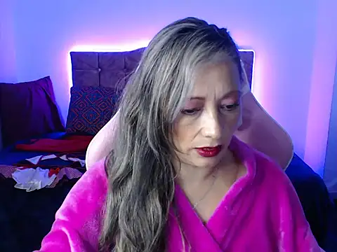 Snapshot of Melanyy_100 chatting on January 2025 12:06:02 AM Melanyy 100 online show from January 2025 12:06:02 AM