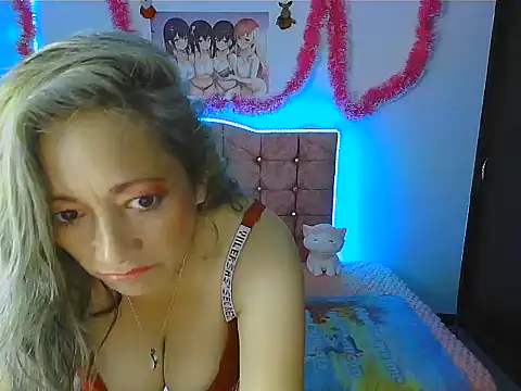 Snapshot of Melanyy_100 chatting on December 2024 11:41:01 PM Melanyy 100 online show from December 2024 11:41:01 PM