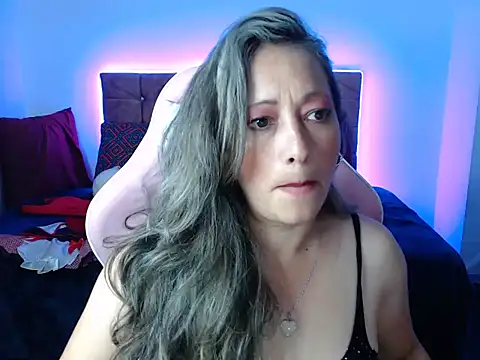 Snapshot of Melanyy_100 chatting on January 2025 03:07:02 AM Melanyy 100 online show from January 2025 03:07:02 AM