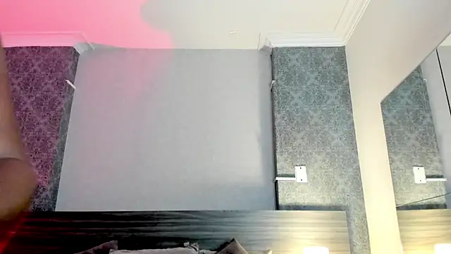 Mistyca online show from February 2026 12:05:02 PM