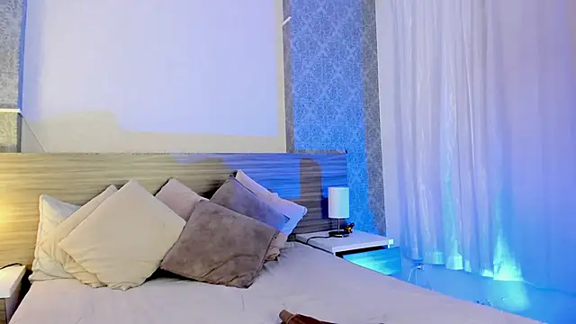 Mistyca online show from November 2025 10:41:02 AM