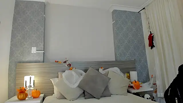 Mistyca online show from October 2025 10:47:01 AM