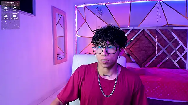 AkazaBoy  online show from March 2025 04:30:02 AM