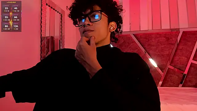 AkazaBoy  online show from May 2026 05:55:02 AM